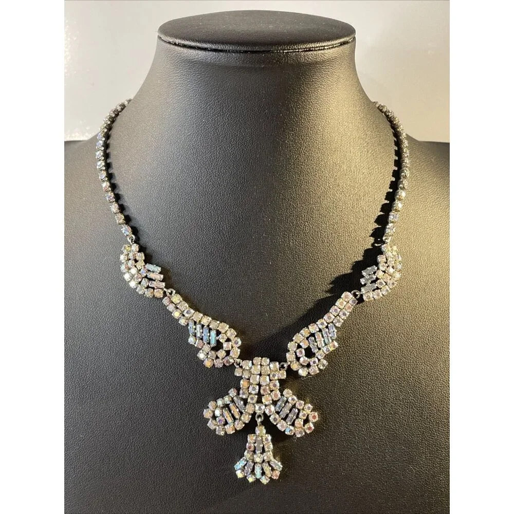 NOS! Vintage Blue Tint Aurora Borealis Rhinestone Necklace Unsigned Foil Back E5